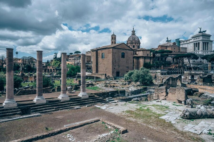 10 Wonders of Rome in 3 hours - Via dei Fori Imperiali and Piazza Venezia: Rome’s Big Power Axis