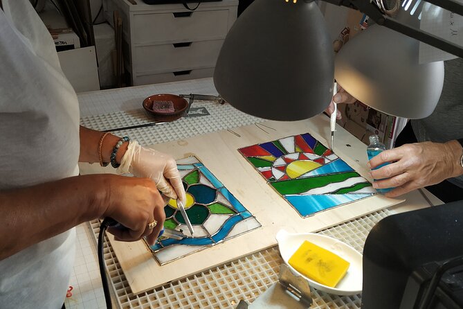 2/3 Hours Art Stained Glass Course in Trastevere - What you’ll learn: stained glass, from sketch to welded keepsake
