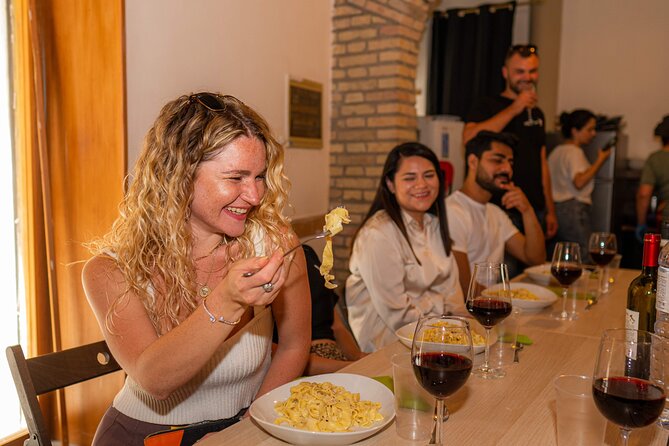 2-in-1 Pasta and Tiramisu Cooking Masterclass in Rome - Meeting point and timing in central Rome