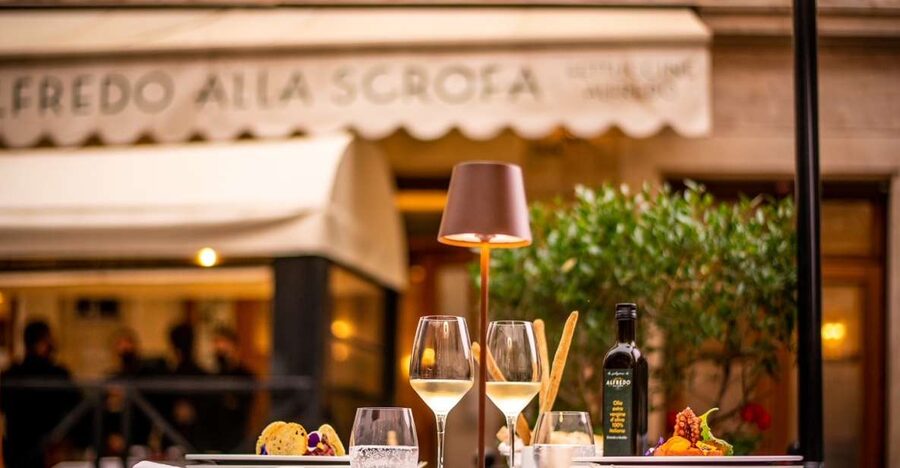 Alfredo alla Scrofa Restaurant in Rome: Eat Like a Star - Key highlights
