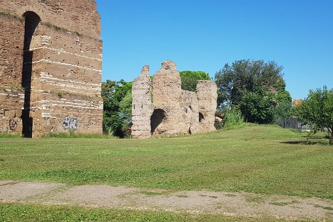 Ancient Appian Way PRIVATE Bike Tour - Parco della Caffarella: ancient remains inside a huge green breath