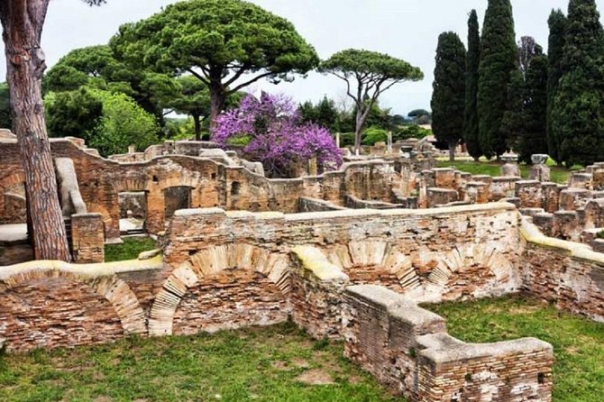 Ancient Ostia from Rome: Archaeology & History, Semi-Private Tour - Your on-site highlight route: the Decumanus Maximus and street-level storytelling