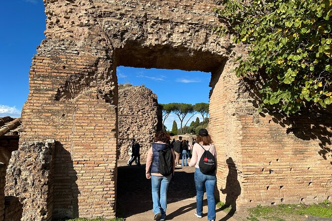 Ancient Rome Discovery: Colosseum, Forum, Palatine Guided Tour - Practical tips for a smoother Colosseum day