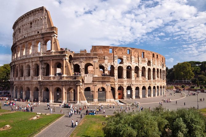Ancient Rome Guided Tour: Colosseum, Forum and Palatine - The Arch of Constantine stop: a short pause with a long backstory