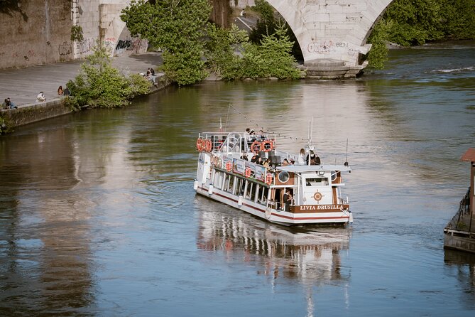 Aperitif On The Tiber - Tiburtina Island: The One River Island with Ancient Uses
