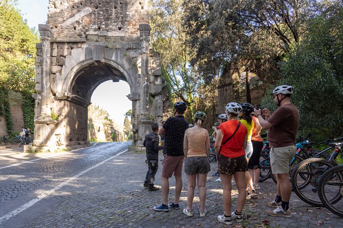 Appian Way & Aqueducts small group e-bike tour(catacombs & food) - Catacombe di San Callisto (and swaps): Christian origins underground