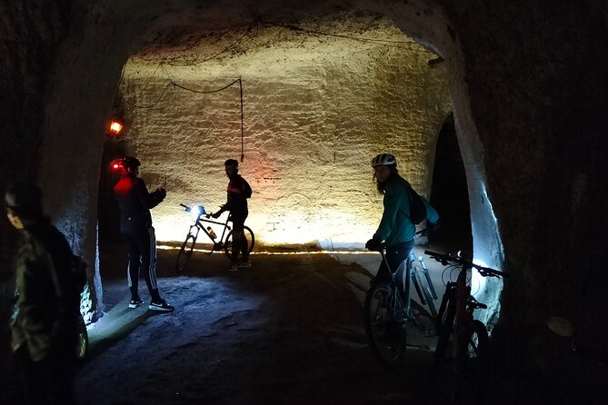 Appian Way Bike tour Underground with Catacombs & Lunch - Villa dei Quintili and Santa Maria Nova: fifth-mile ambition