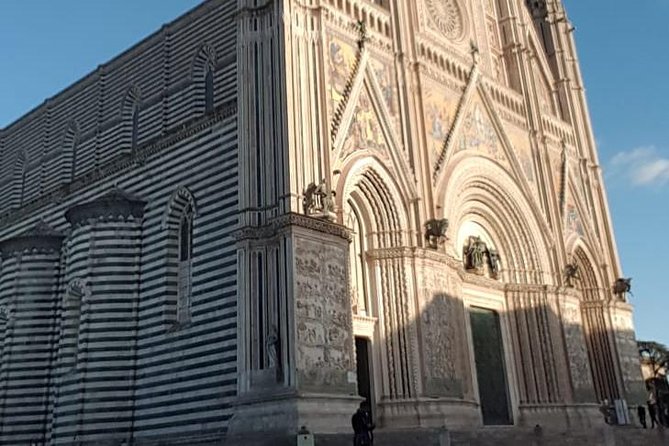 Assisi and Orvieto from Rome: Enjoy a Day in Umbria, Private Tour - Stop 5: Da Cecco and the lunch window you should actually use