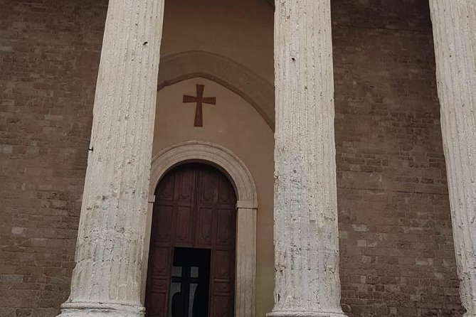 Assisi and Orvieto from Rome: Enjoy a Full-Day Small-Group Tour - Stop 1: Basilica di Santa Maria degli Angeli and the Porziuncola story