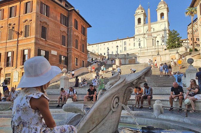 Best of Rome Spanish Steps Trevi Fountain Pantheon Tour for Kids - Pantheon: the giant dome and tombs that hold attention