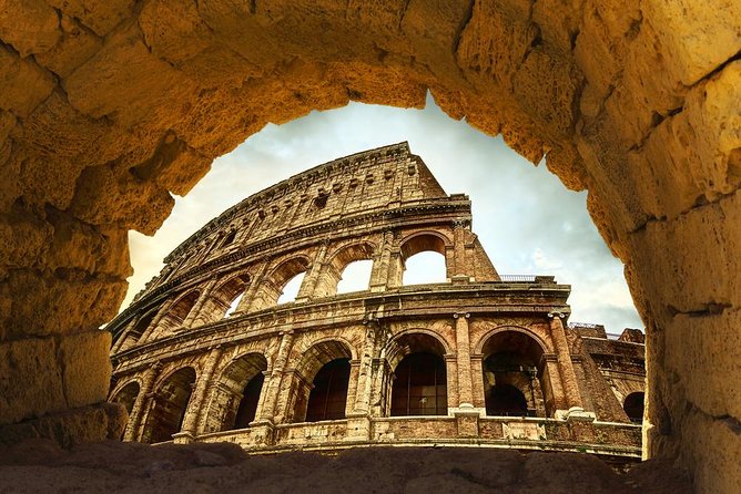 Best of Rome & Vatican Skip the line Private Tour - Pantheon stop: a short visit to a major Roman landmark