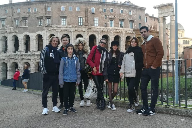 Best of Rome Walking Tour including Trevi Fountain - What to expect day-of: timing, crowds, and group size