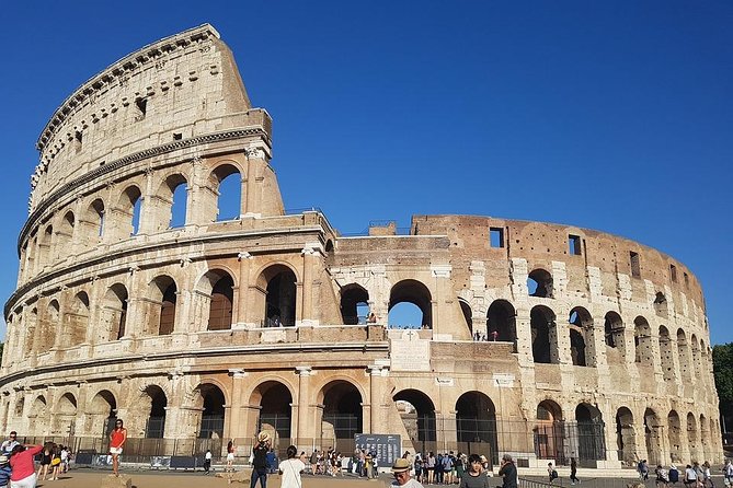 Best Private 4-Hour City Tour of Colosseum and Rome Highlights - Trevi Fountain in 15 minutes: iconic, Baroque, and easy to fit in