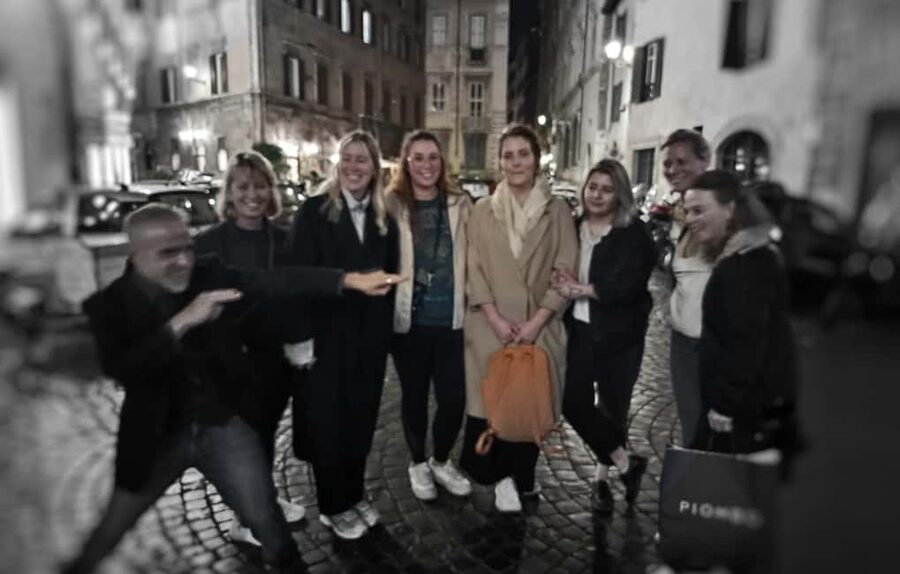Bona Fide Roma Highlights Tour - Piazza Navona: Why the Shape Looks So Odd