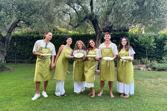 Bruschetta, Fettuccine, Gnocchi, Tiramisu Cooking Class - Logistics that actually matter: meeting point and timing