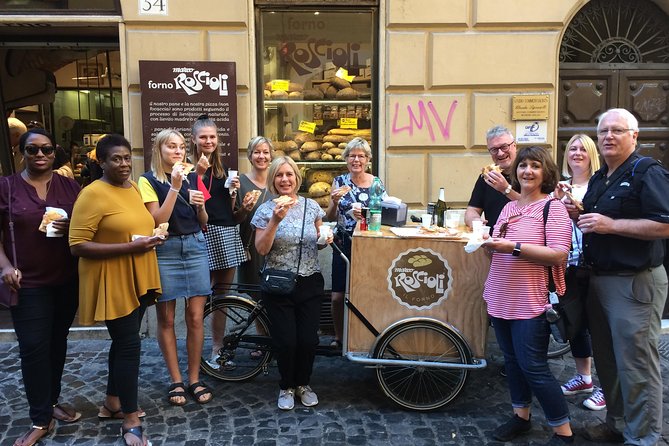 Campo dè Fiori Market and Trevi Fountain Food and Wine Tour in Rome - Campo de’ Fiori: market tastings, Giordano Bruno, and lunch with wine