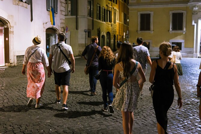 Capuchin Crypts and Dark Centre Tour - Piazza Navona at 5 pm energy: beauty with a bite