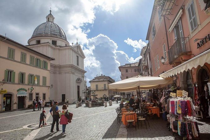 Castelli Romani Tour from Rome - Villa Doria Pamphili and Albano Laziale: gardens, ruins, and picture-perfect paths