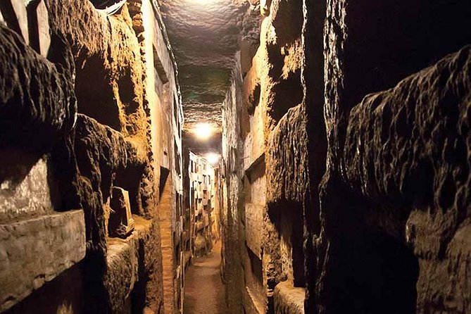 Catacombs in Rome with Private Transfer - Inside the Catacombs: What the One-Hour Visit Feels Like
