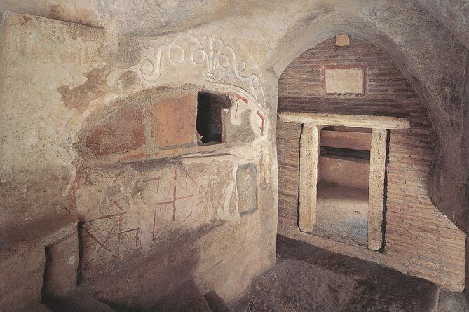 Catacombs of Rome Small Group Tour - Small Group Promise vs Shared Underground Tours: What That Means for You