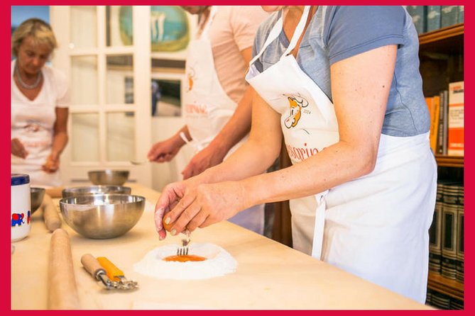 Cesarine: Home Cooking Class & Meal with a Local in Rome - What You’ll Cook: Roman Pasta and a Classic Roman Dessert