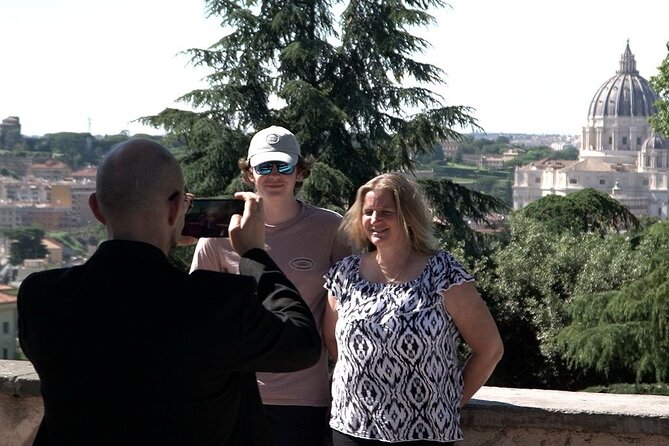 Civitavecchia to Rome City: Private Tour of Rome Highlights - Entering the Colosseum: the main event, paced for a cruise day