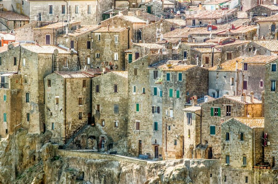 Civitavecchia: Tuscany Full-Day Guided Trip w/Wine Tasting - Wine Tasting Near Saturnia: What You Taste and Why It Feels Personal