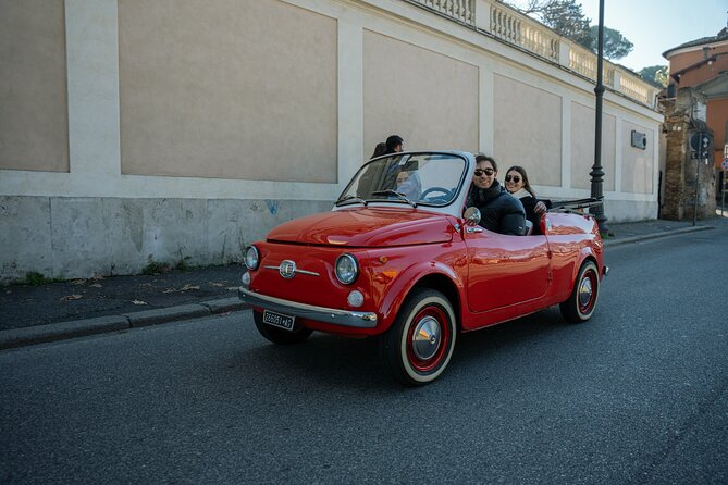 Classic Elegance: Vintage Fiat 500 Cabriolet Rome Tour - Fontana dell’Acqua Paola: the relaxing break (and the drink)