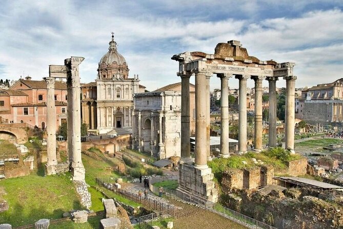 Colosseum & Ancient Rome Private: Women History Guided Tour - Roman Forum with women’s stories in the middle of the ruins