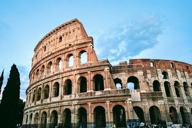 Colosseum and Ancient Rome Small Group Tour in Rome - Photo strategy: where to shoot and how to avoid missing the moment