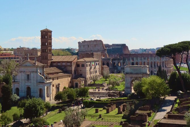 Colosseum and Roman Forum - Private tour - Two triumphal arches you can’t miss