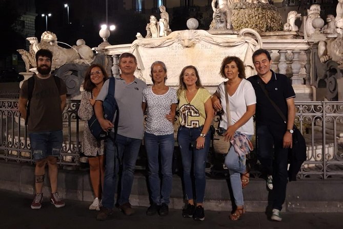 Colosseum and Roman forum. - Meeting at Piazza di San Marco: arriving early beats guessing