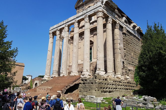 Colosseum Arena Floor, Roman Forum and Palatine Hill Guided Tour - Meeting Point Reality Check: Don’t Trust Google Maps Blindly