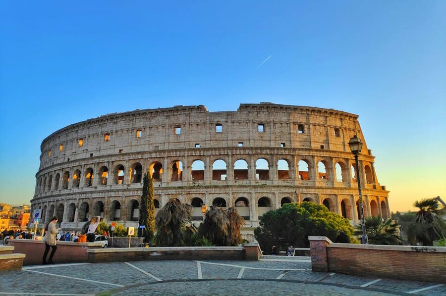 Colosseum Entry with digital audioguide and arena option - Using the App Without Getting Stuck: Phones, Maps, Battery, and Noise