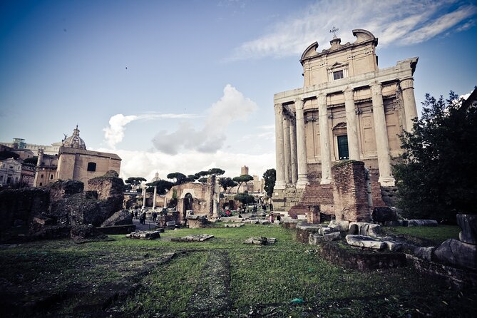Colosseum Escorted Entrance Combo Pass with Open Bus - Meeting Point at Colle Oppio: Start Smooth, Not Stressed