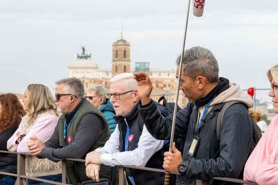 Colosseum Guided Tour: Hotel Transport included - Palatine Hill: panoramic views plus the founding-story angle