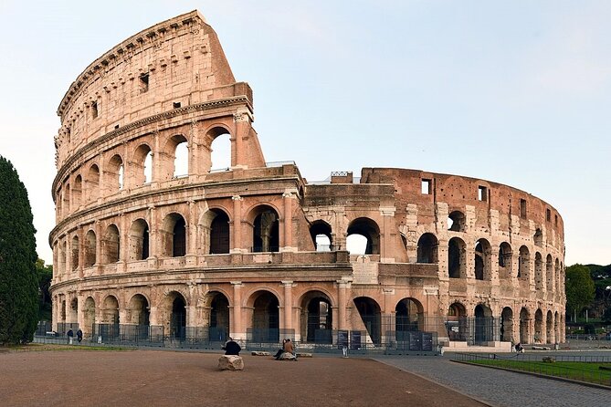 Colosseum Guided Tour in Rome - Entering the Colosseum with an official guide
