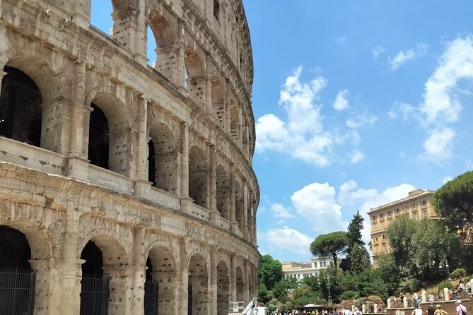 Colosseum Guided Tour in Rome - Group size: why max 24 is more than just a number