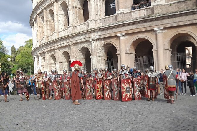 Colosseum Hosted Entry + Audio Guide & Pro Photoshoot (Arena Opt) - Meeting Point, Timing, and the One Rule That Trips People Up