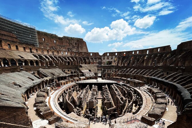 Colosseum, Palatine Hill and Roman Forum with Guided Tour - Entering the Colosseum without wasting your day