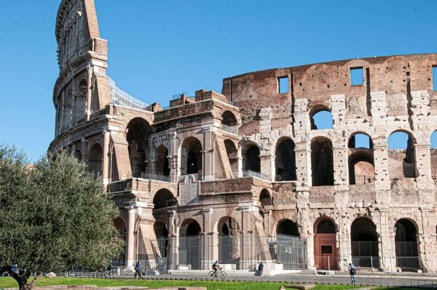 Colosseum with Arena, Forum, & Palatine Hill with Audioguide - Entering The Colosseum: Timed Entry Plus Express Security