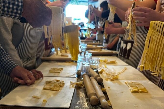 Cooking Class 2 Hour Spanish Steps - Fettucine and Tiramisù - Tiramù Done Together: What to Expect From the Dessert Part