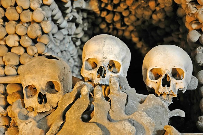 Crypts and Legends: Exploring the Dark Side of Rome - Campo de’ Fiori and Giordano Bruno: a history stop with teeth