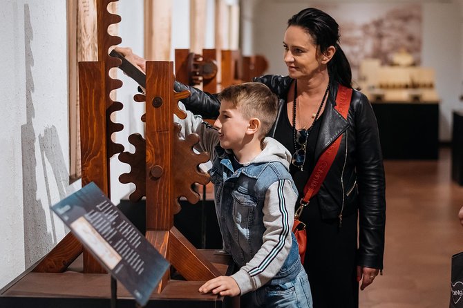Da Vinci Museum: Discover a World of Genius in the Heart of Rome - Timing it right: 30 minutes, or a full 1–2 hours?