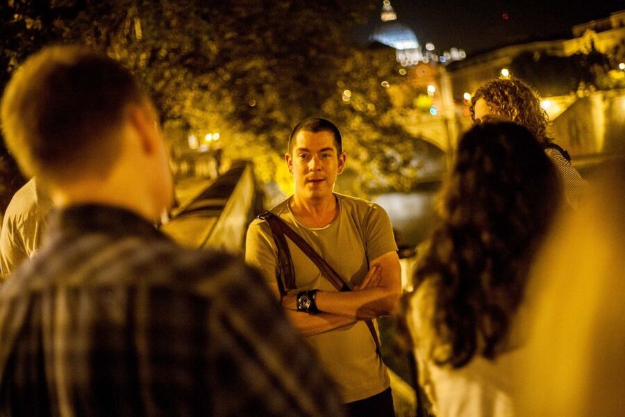 Dark Heart of Rome: Facts, Legends, and Mystery Tour - Campo de’ Fiori after dark: the shadow side of the square