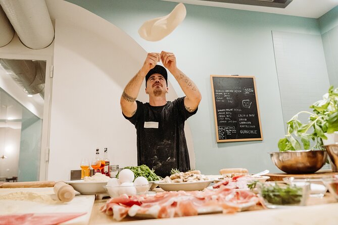 Devour Rome Wine & Pizza Making Class in Trastevere Neighborhood - Key highlights worth planning for