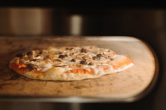 Devour Rome Wine & Pizza Making Class in Trastevere Neighborhood - Who this fits best (and who should skip it)