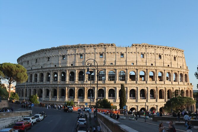 Discover Rome: Tour of the Colosseum, Forum and Palatine Hill - Entering the Colosseum With a Timed Pass