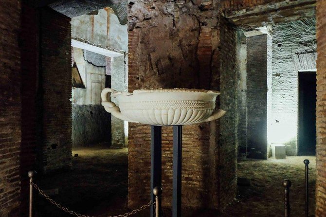 Domus Aurea skip the line ticket guided tour - The guided route through Domus Aurea’s showpiece rooms
