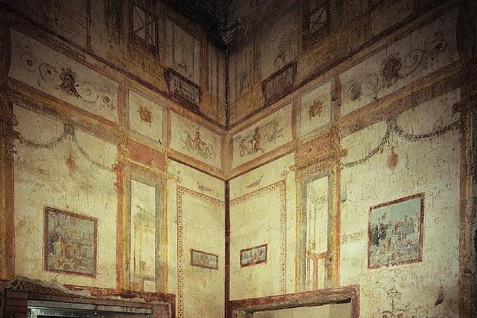 Domus Aurea skip the line ticket guided tour - VR and multimedia: how the tech actually helps